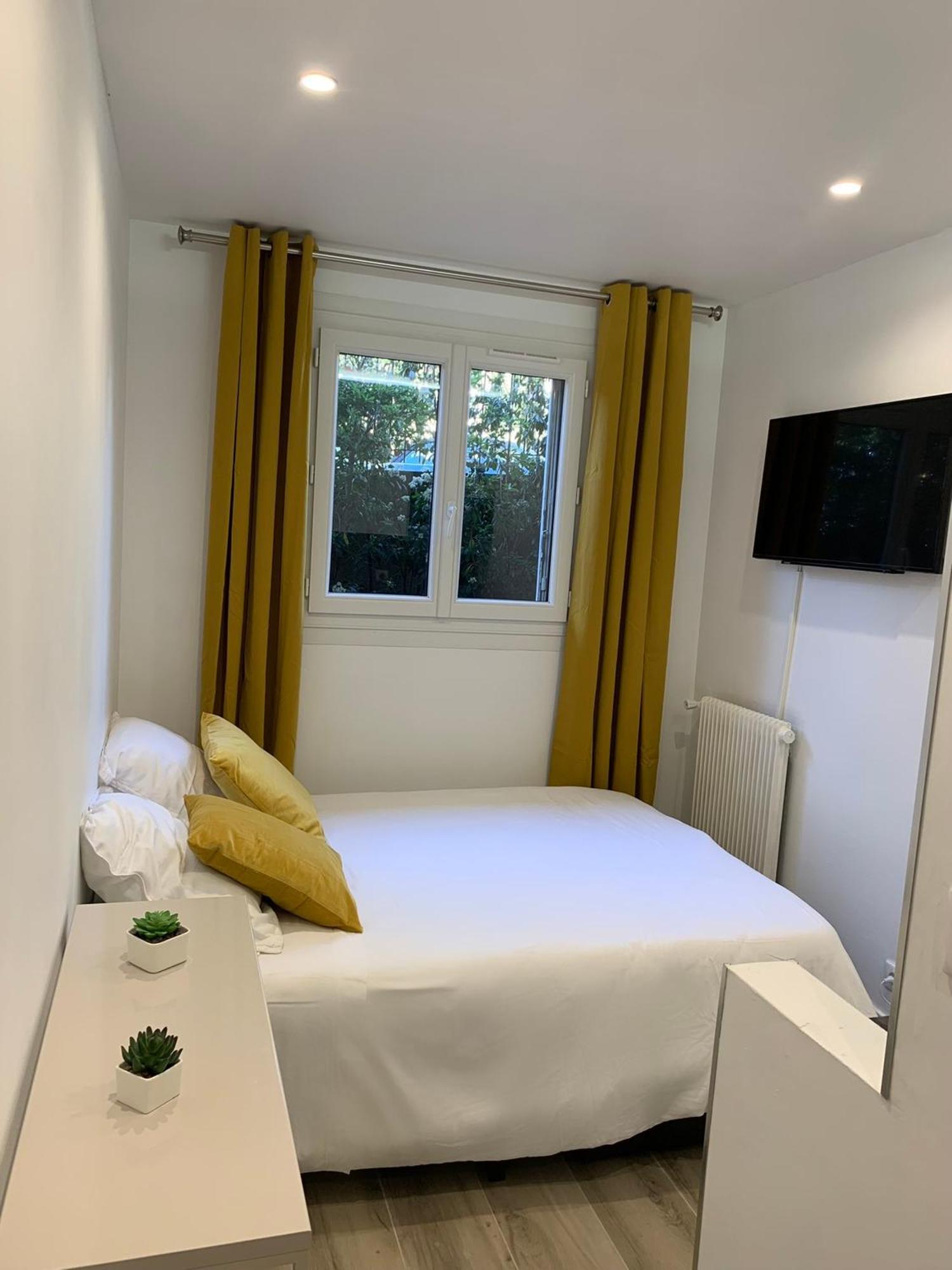 Gallia - - 15 Min Palais - Centre Appartement